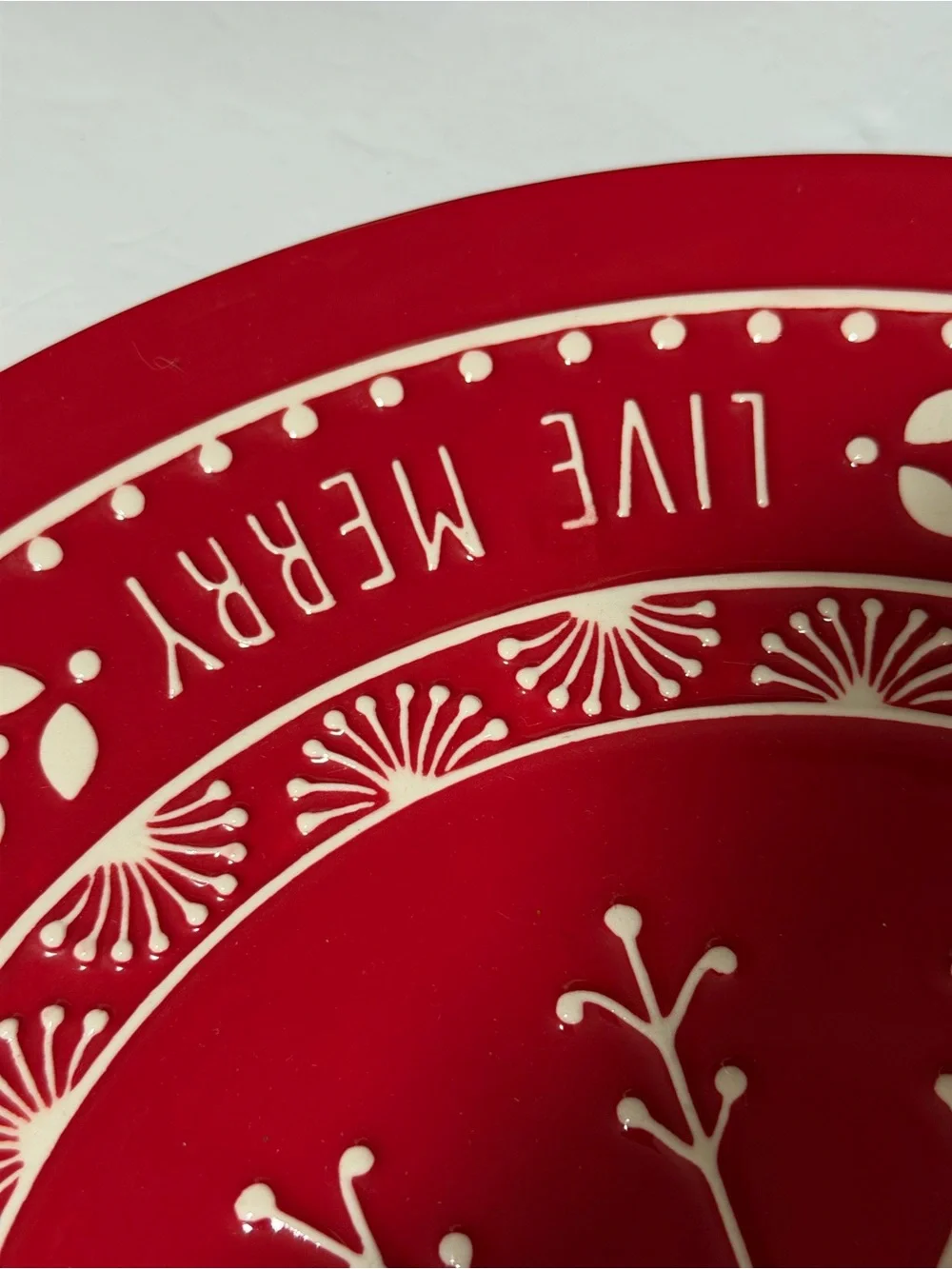 Christmas Red Round Snowflake Decorative Plate 13”